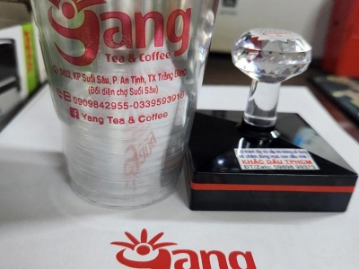 Tìm kiếm địa điểm cung cấp con dấu in ly mực màu vàng tại TPHCM