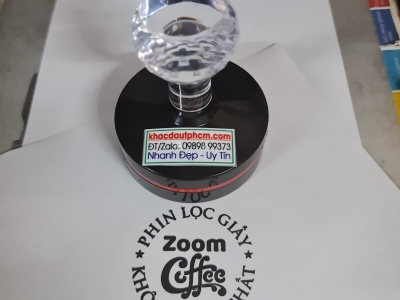 Khắc con dấu đóng trên ly nhựa, chai nhựa | Mực nhanh khô, không phai