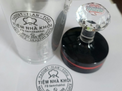 Khắc con dấu mực in mọi chất liệu uy tín - Khắc Dâu Lê Giang
