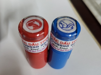 Khắc con dấu tròn tích điểm lên thẻ card, voucher rẻ, lấy liền