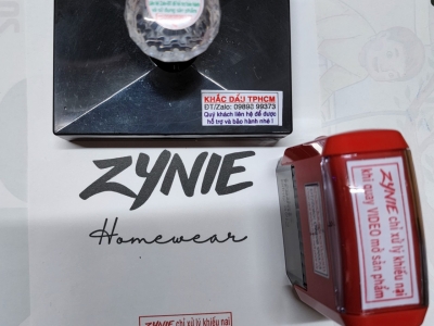 Khắc dấu đóng thùng giấy cho shop giá rẻ | Khắc dấu Lê Giang