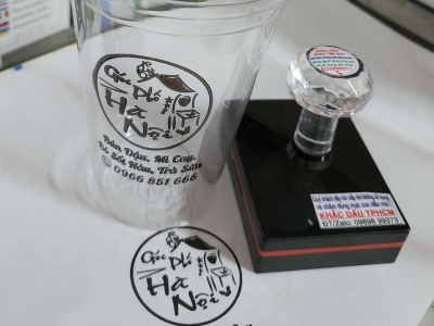 Khắc dấu flash in lên mọi chất liệu - Đơn vị chuyên khắc dấu giá rẻ