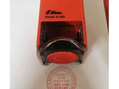 Cơ sở khắc dấu tròn doanh nghiệp bền đẹp | Lê Giang