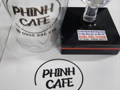 Top những mẫu con dấu in ly nhựa hiện đại