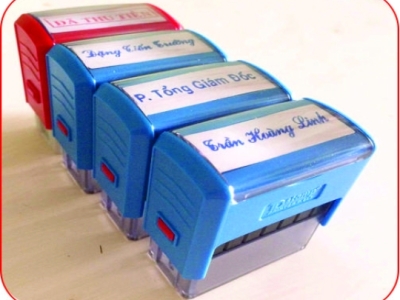 Khám phá dịch vụ làm mộc dấu tên chức danh công ty chuyên nghiệp - Nhanh chóng & Chất lượng