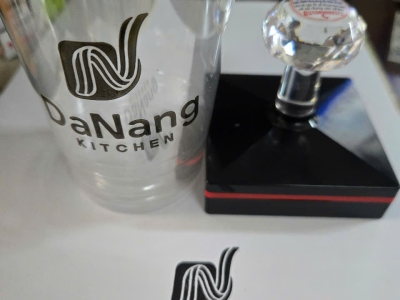 Khắc dấu in ly đẹp tại TPHCM tiết kiệm chi phí cho quán cà phê