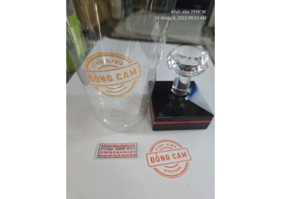 Khắc Dấu In Ly Nhựa Màu Cam Sắc Nét