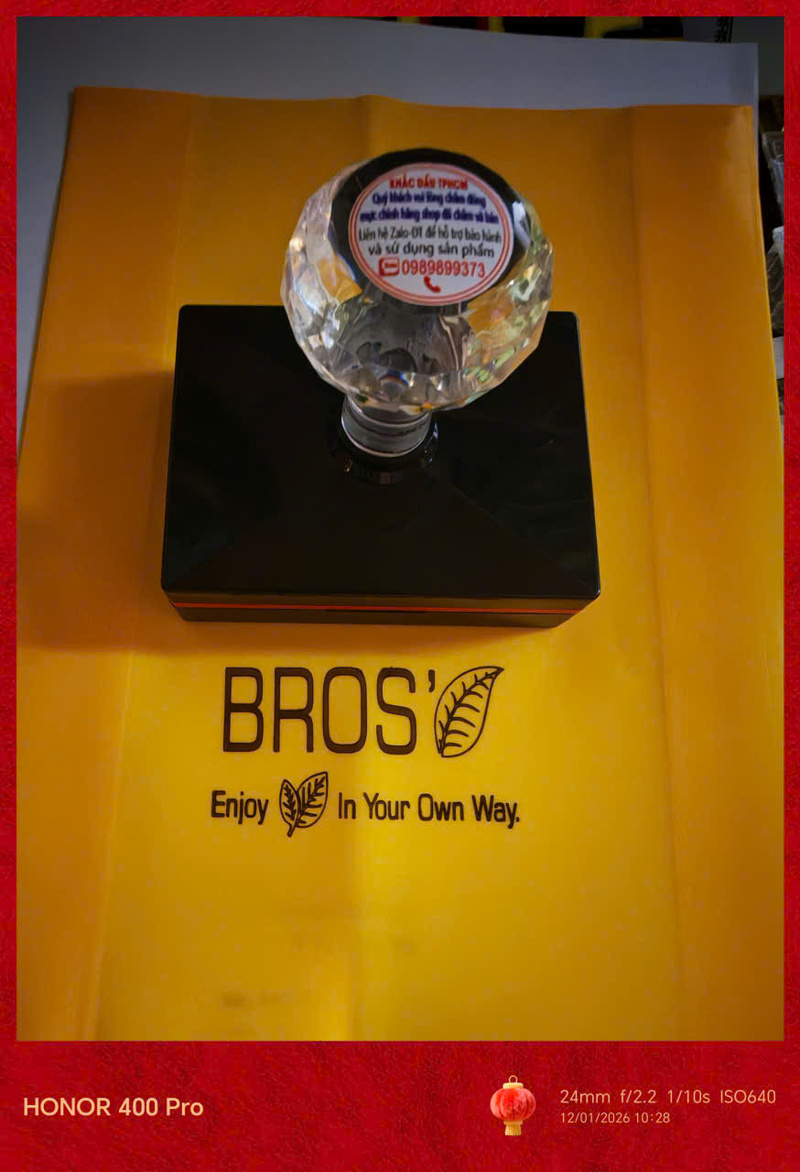 con dấu in bao nilong mực màu vàng