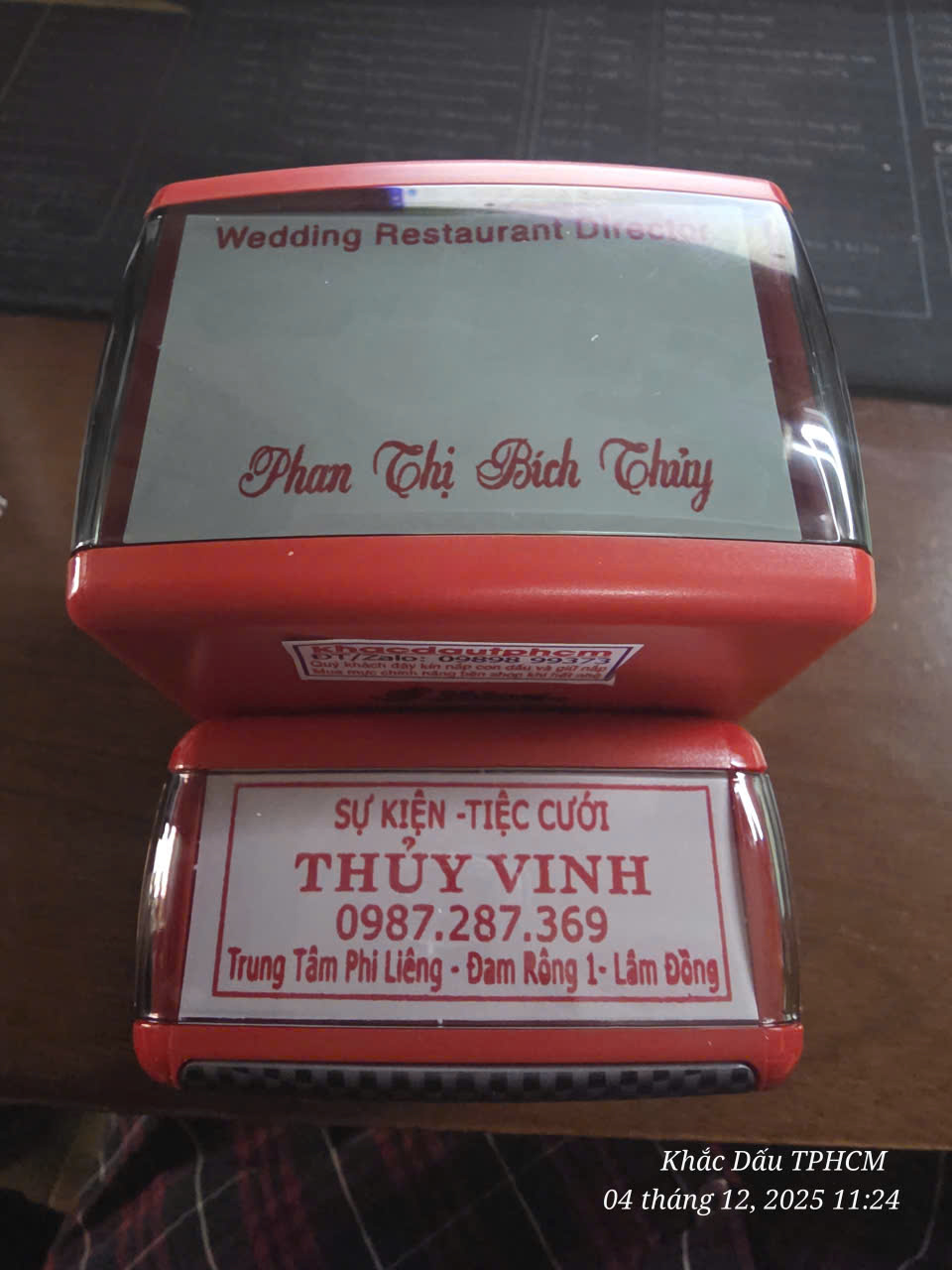 khac-dau-lat-inox