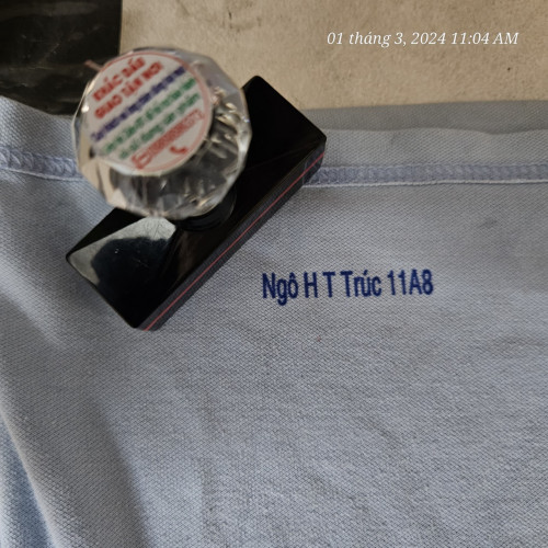 lam-con-dau-in-len-vai-ben-mau-khong-troi