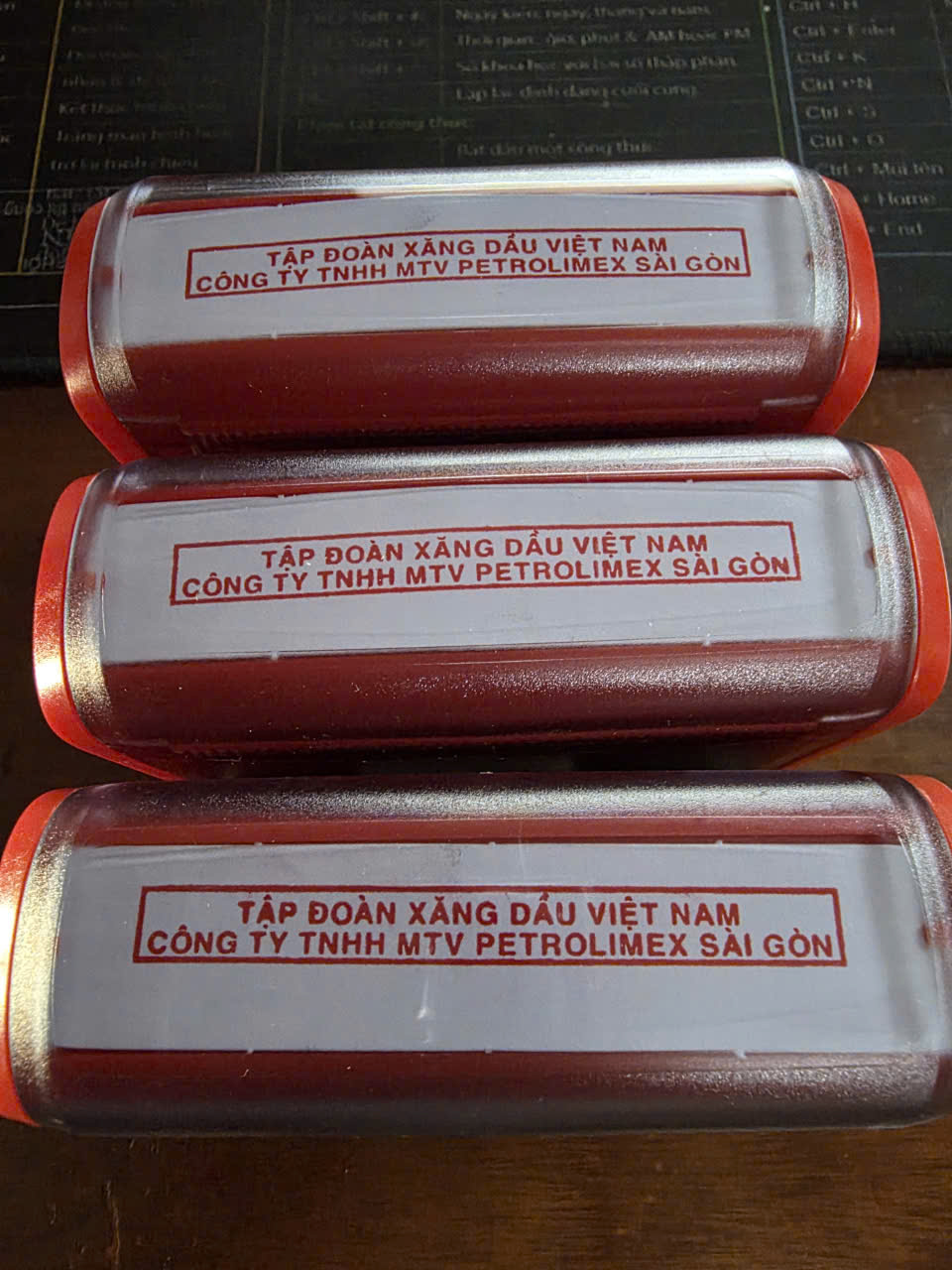 gia-khac-dau-can-go-tphcm-1